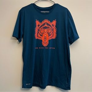 Nike "Run with the Hunted" T-Shirt Blue L 669841-496